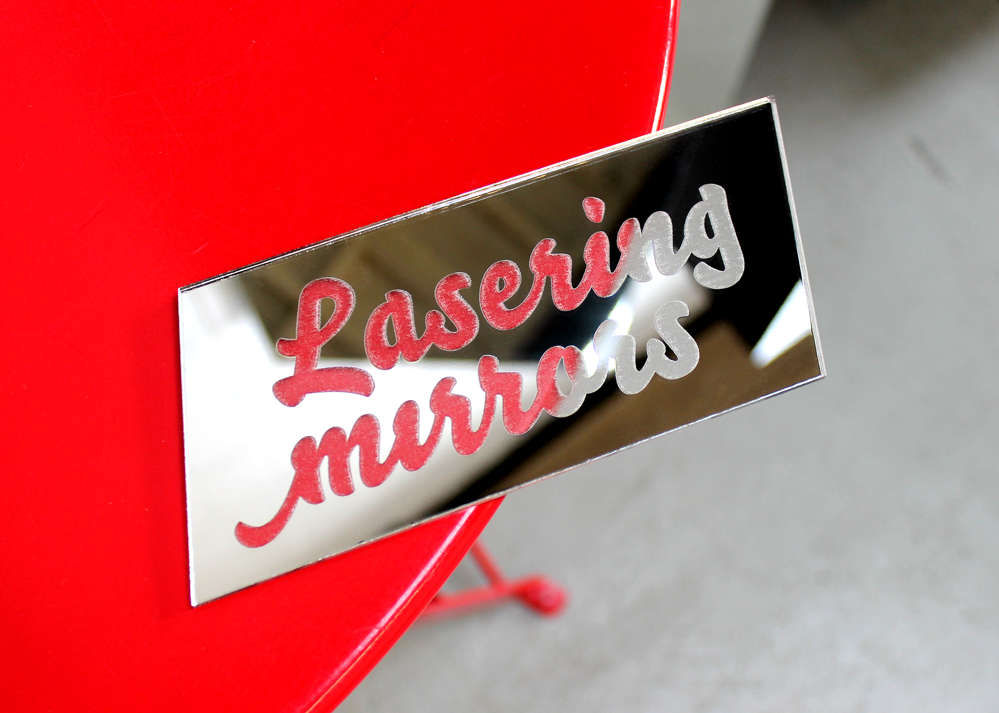 Spiegels die je kunt lasersnijden