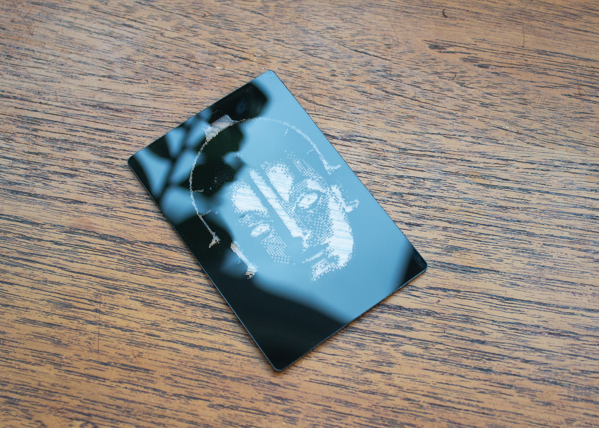 Transparent engraving laminate