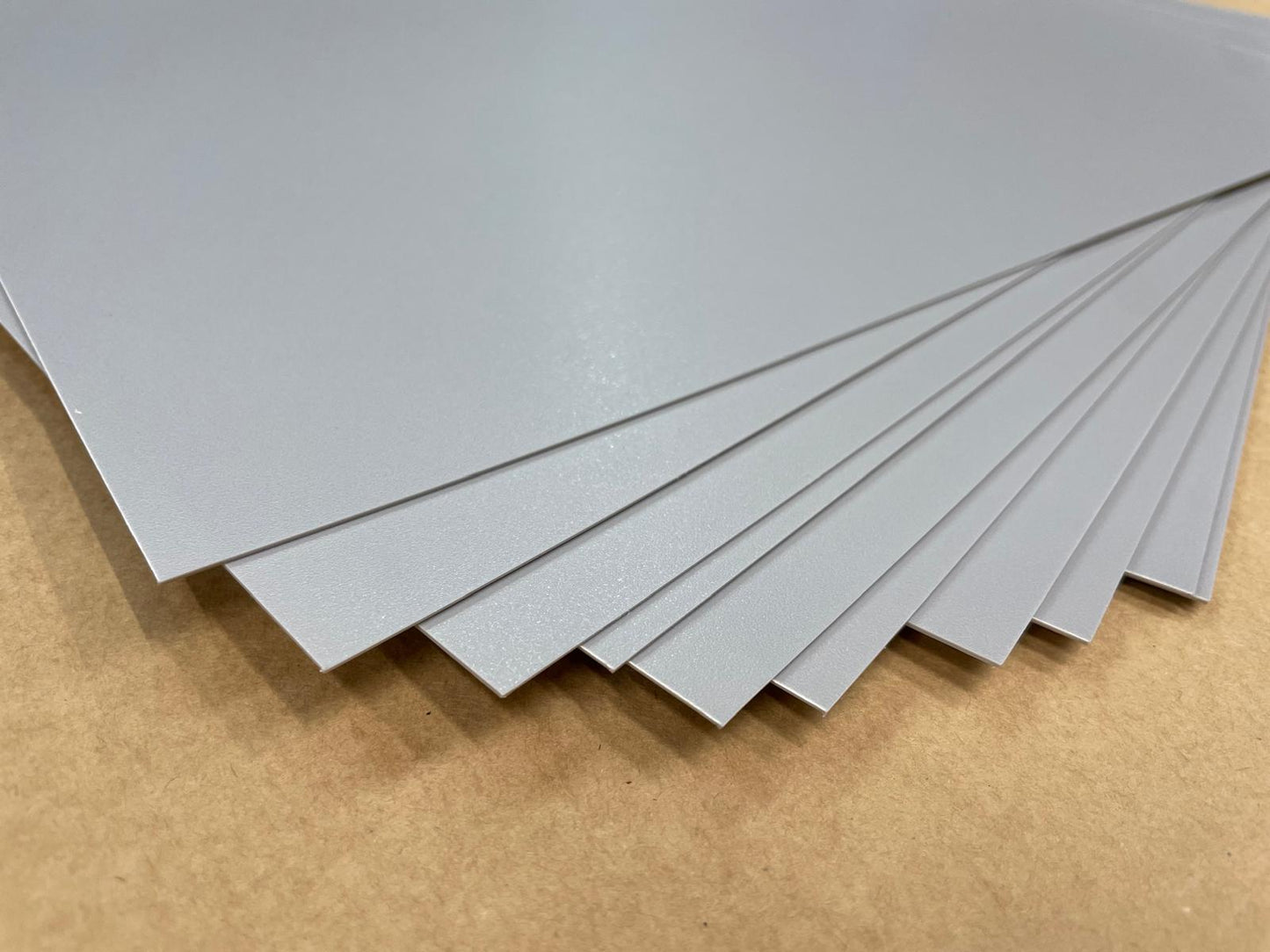 Bundel PP 0,8 mm grijs, 10 platen à 61 x 37 cm
